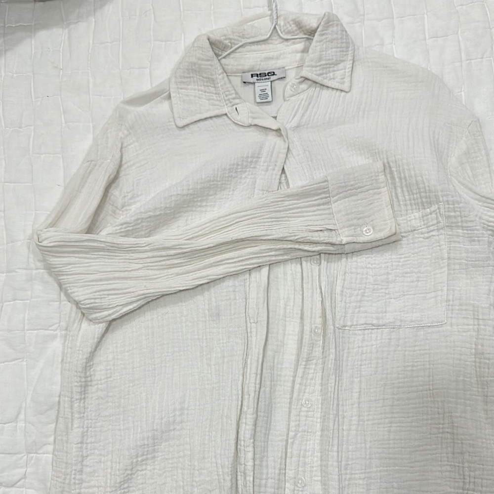 Tilly’s button down
